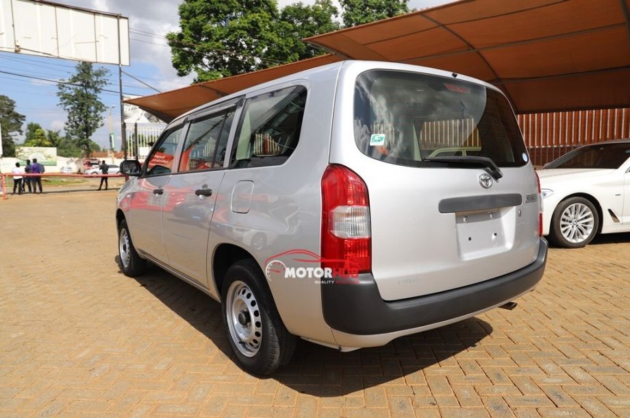 Toyota Succeed